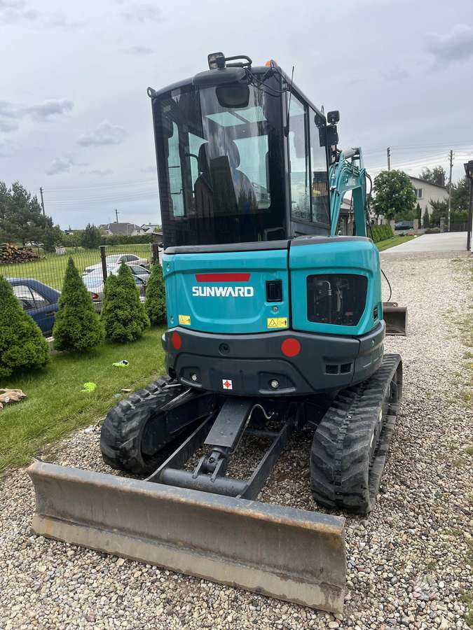 Sunward Swe35uf, mini ekskavatoriai