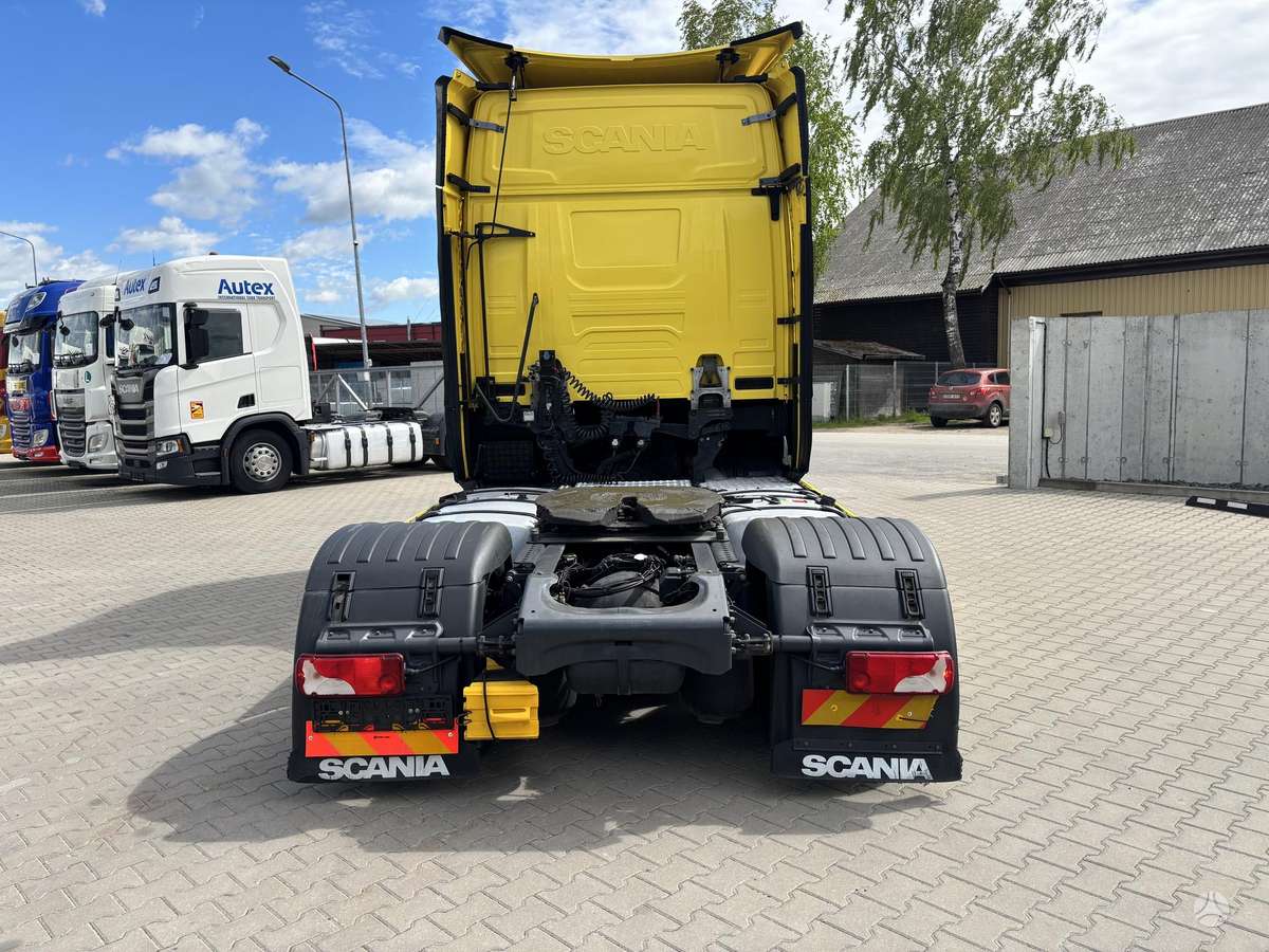 Scania S450 LOWDECK, double sleeper