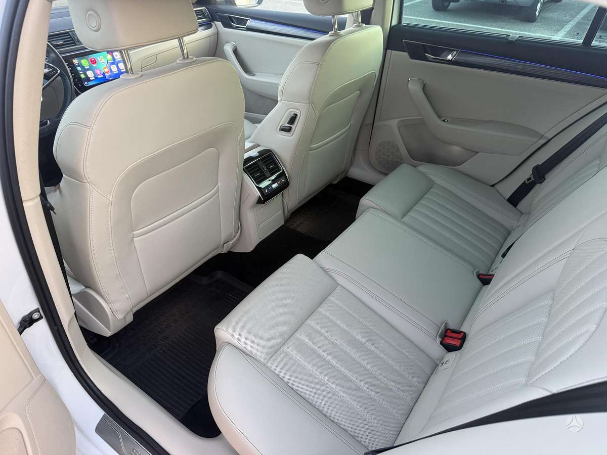 Skoda Superb, 2.0 l., Универсал