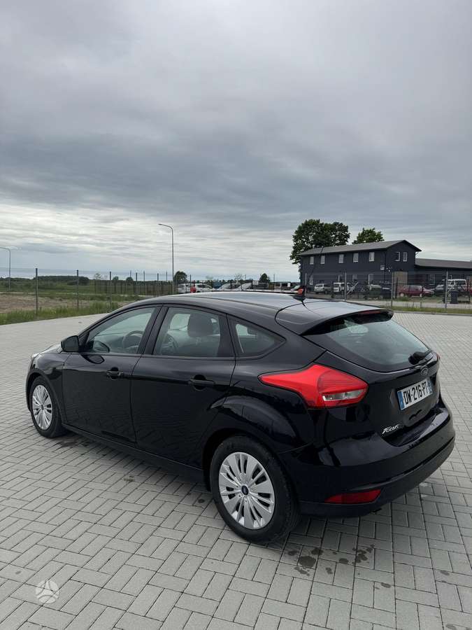 Ford Focus, 1.0 l., Хэтчбек