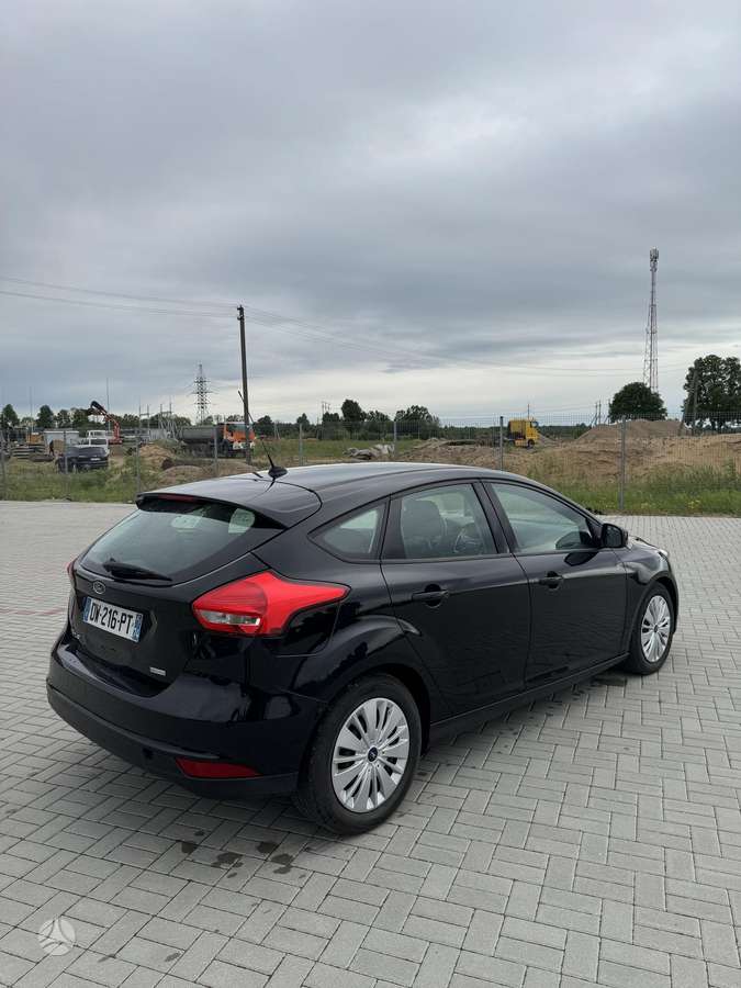 Ford Focus, 1.0 l., Хэтчбек