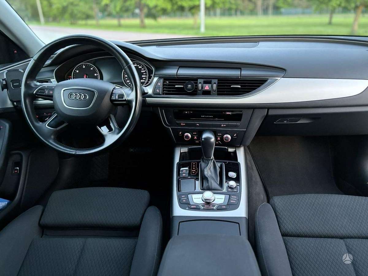Audi A6, 2.0 l., Седан