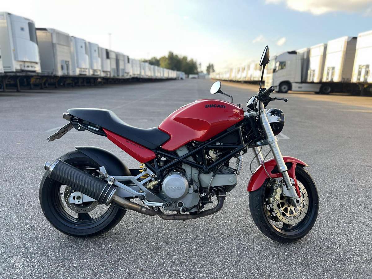 Ducati Monster 800cc, street / classic