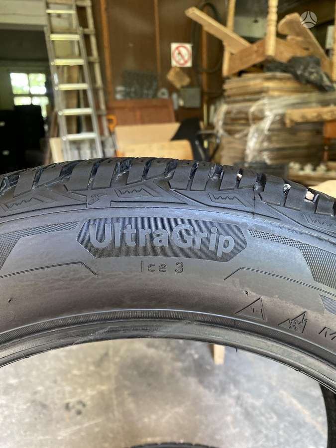 Goodyear, winter 215/55 R17