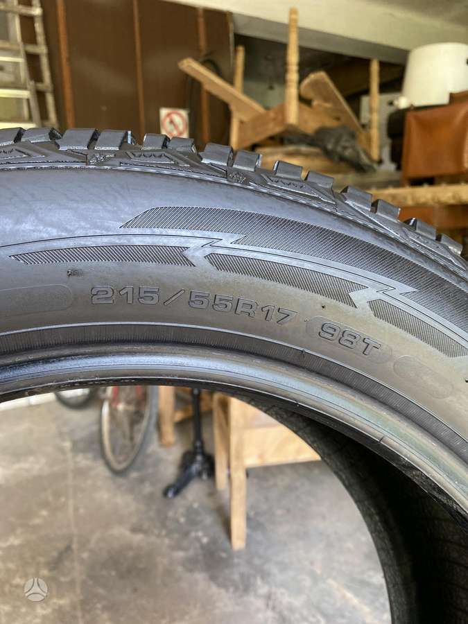 Goodyear, winter 215/55 R17