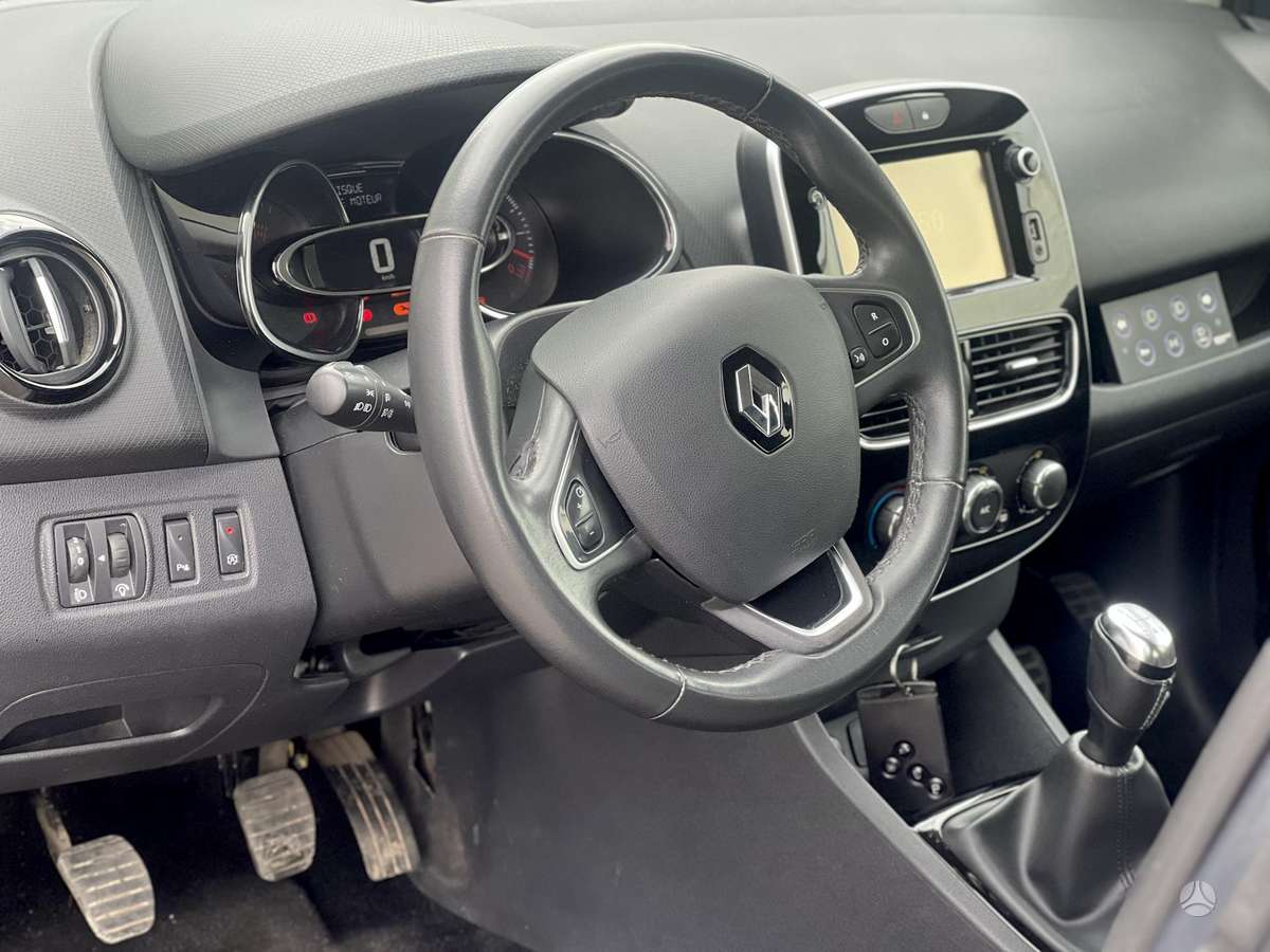 Renault Clio, 1.5 l., hatchback