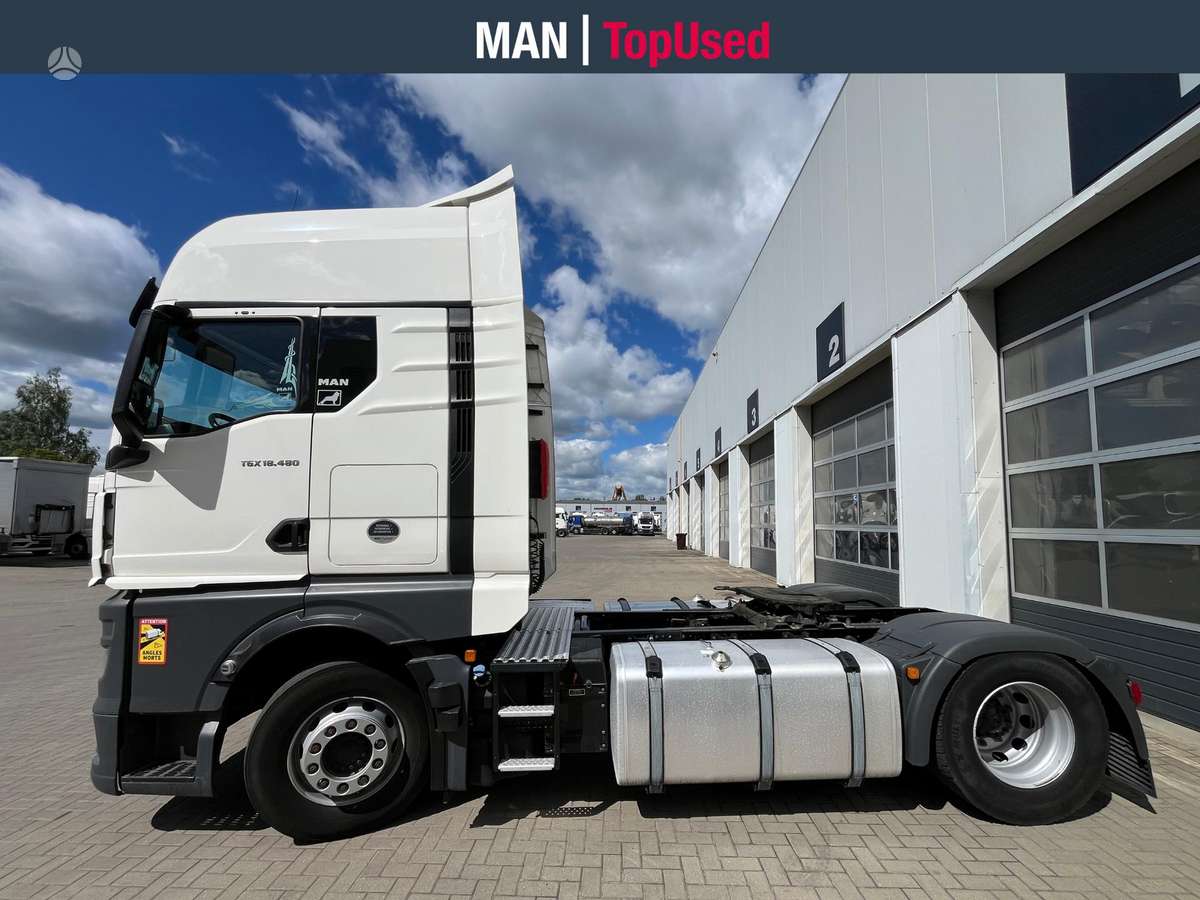 MAN 18.480 4x2 GX cab (2818), double sleeper