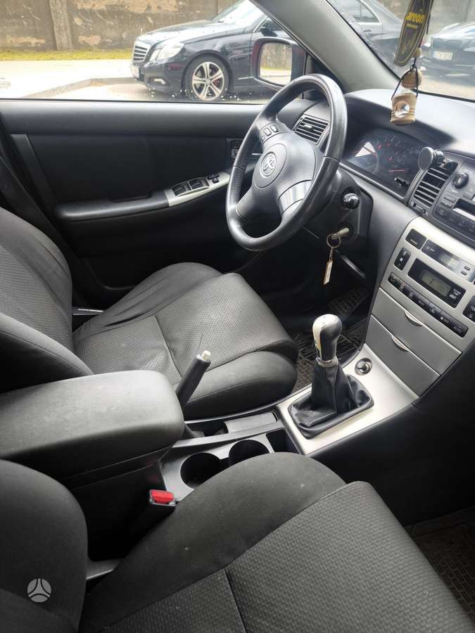 Toyota Corolla, 2.0 l., hatchback