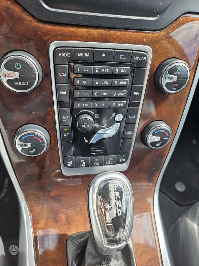 Volvo S80 - 9