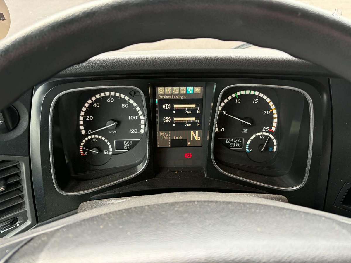 Mercedes-Benz Actros 1845 Mega, double sleeper