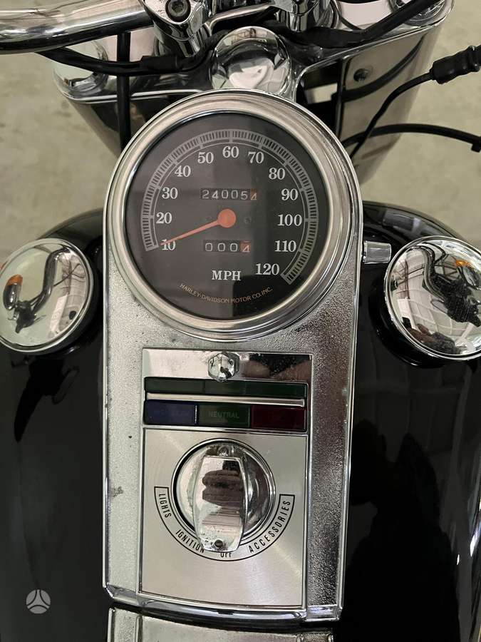 Harley-Davidson FLSTC 1340cc, choppers / cruisers / custom