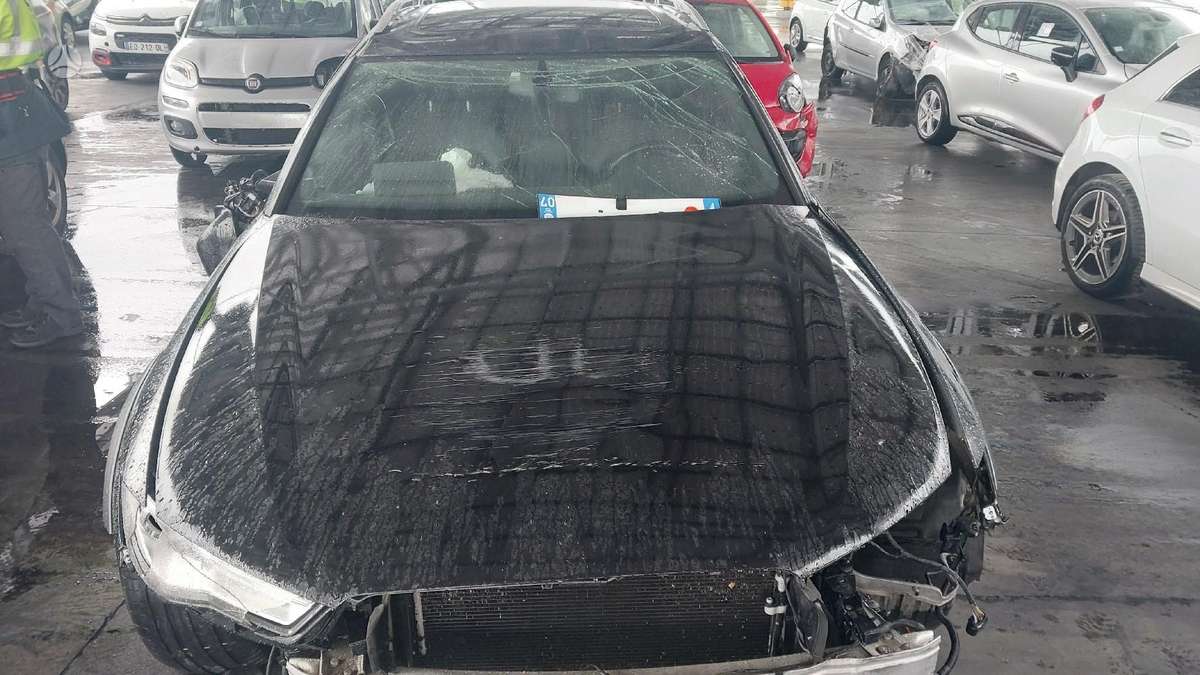 Audi A6 allroad dalimis. Variklio kodas crte