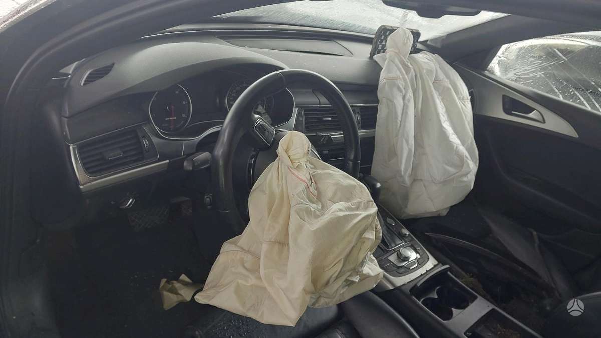 Audi A6 allroad dalimis. Variklio kodas crte