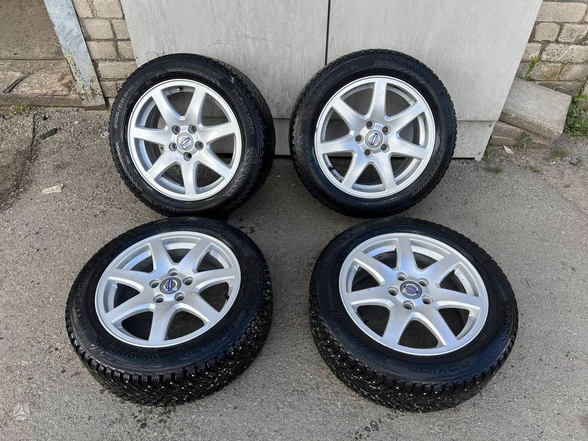 Volvo V70, lengvojo lydinio, R16