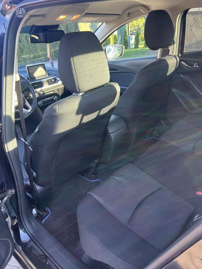 Mazda 3, 2.2 l., sedanas