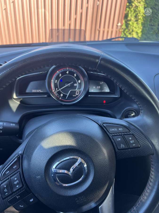 Mazda 3, 2.2 l., sedanas