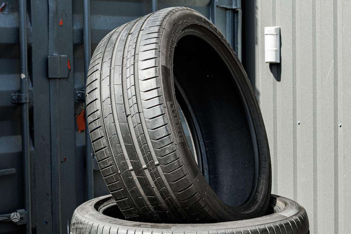 Pirelli Runflat P Zero 4 (BMW), summer 315/35 R22
