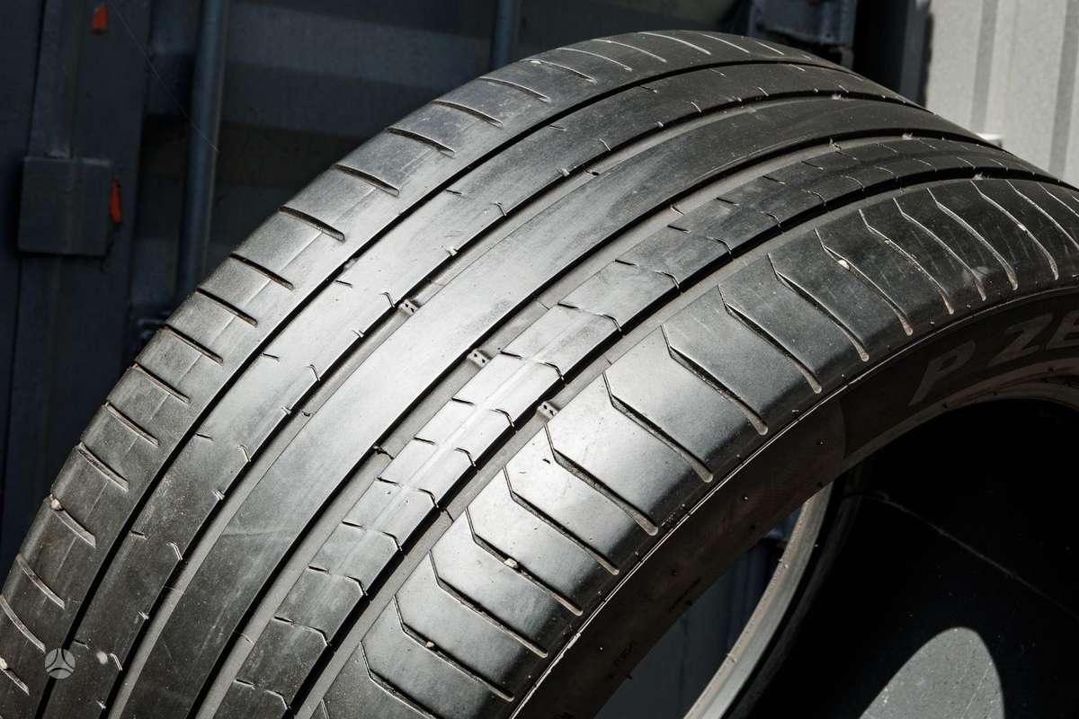 Pirelli Runflat P Zero 4 (BMW), vasarinės 275/40 R22