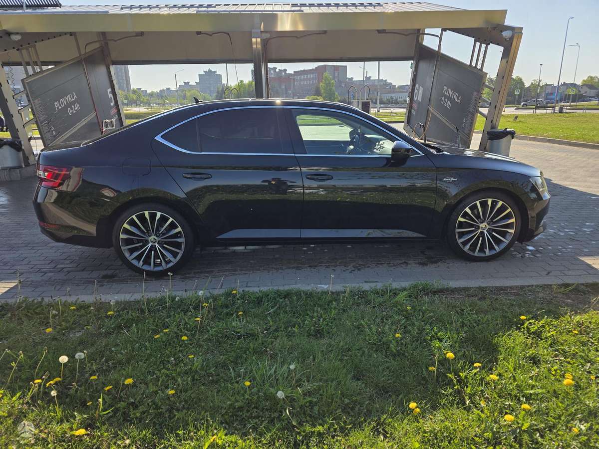 Skoda Superb, 2.0 l., Хэтчбек