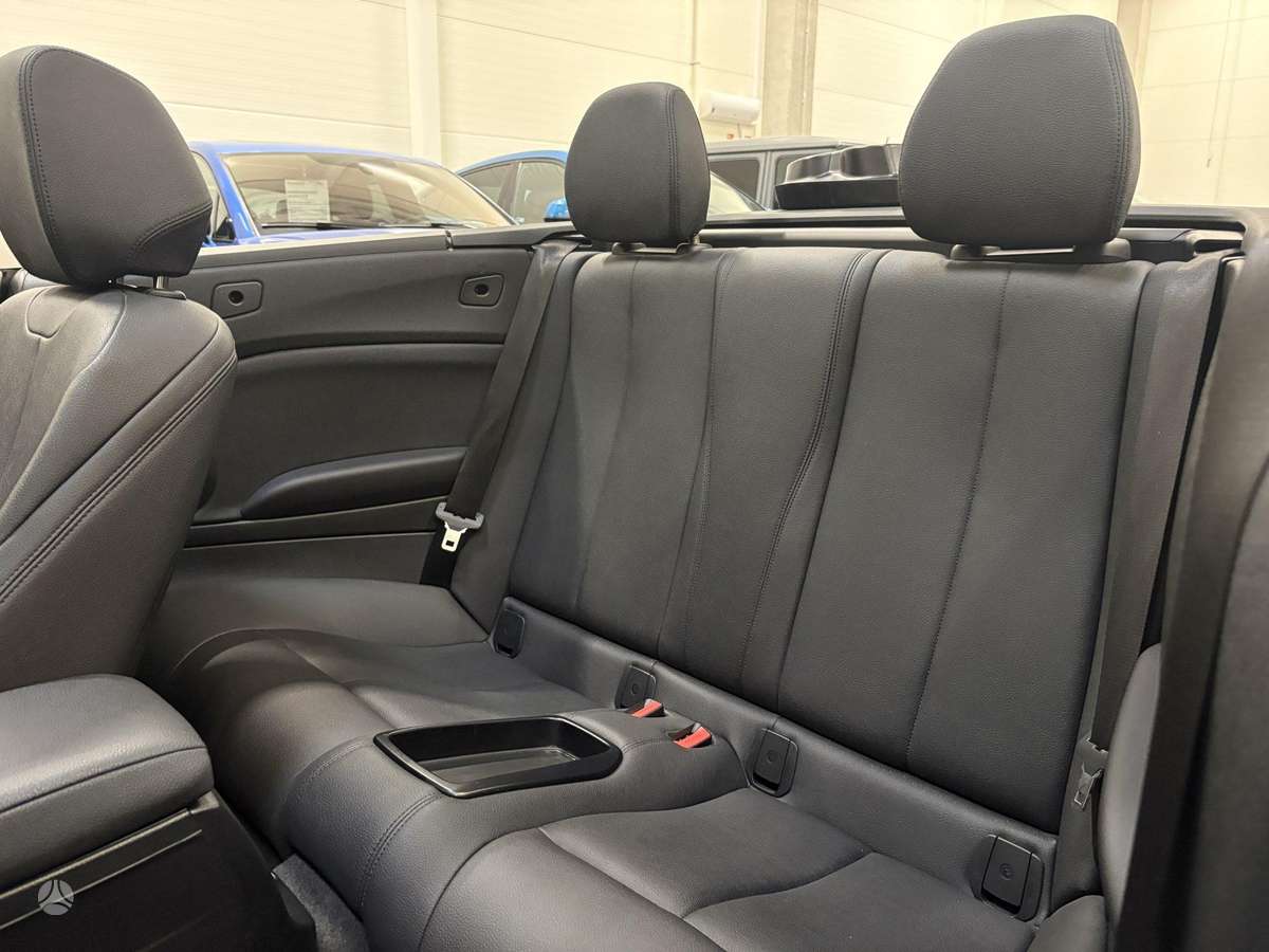 BMW 230, 2.0 l., Кабриолет