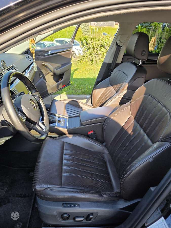 Skoda Superb, 2.0 l., hatchback