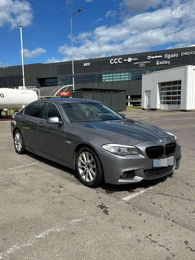 BMW 520, 2.0 l., Седан