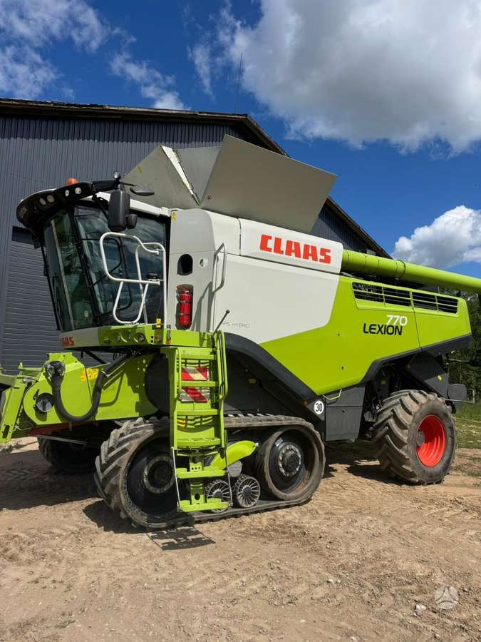 Claas LEXION 770TT, kombainai