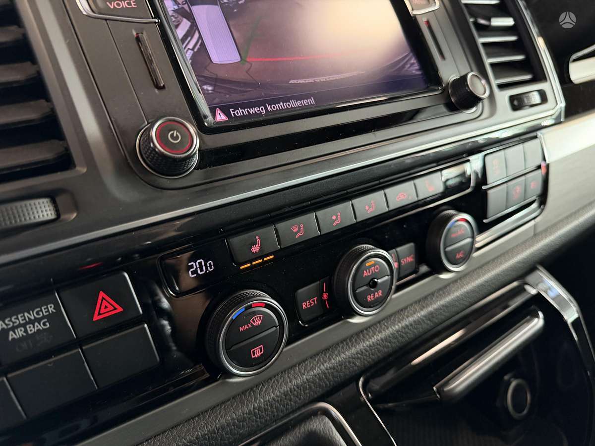 Volkswagen Multivan, 2.0 l., Минивэн