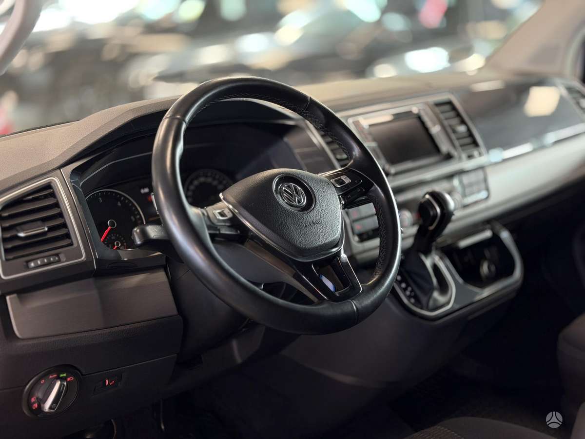Volkswagen Multivan, 2.0 l., Минивэн
