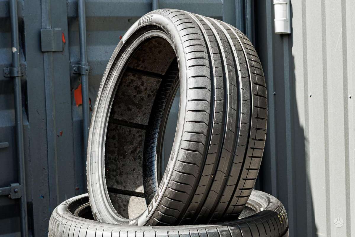 Pirelli P Zero 4 (VOL), vasarinės 275/35 R22