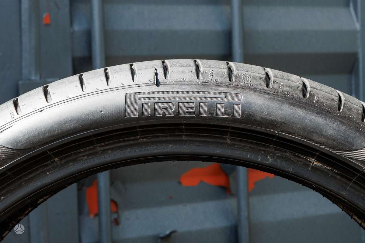 Pirelli P Zero 4 (VOL), vasarinės 275/35 R22