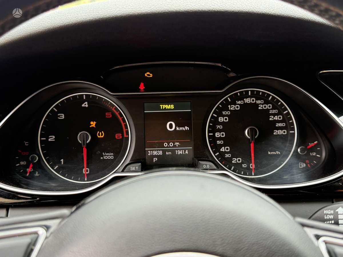 Audi A4, 3.0 l., Седан