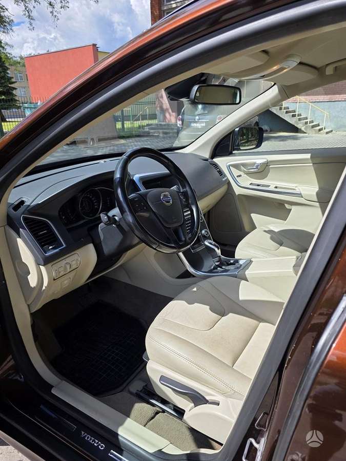 Volvo XC60 - 7