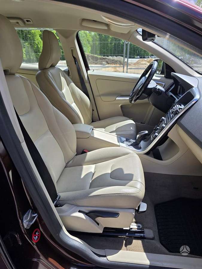 Volvo XC60 - 9