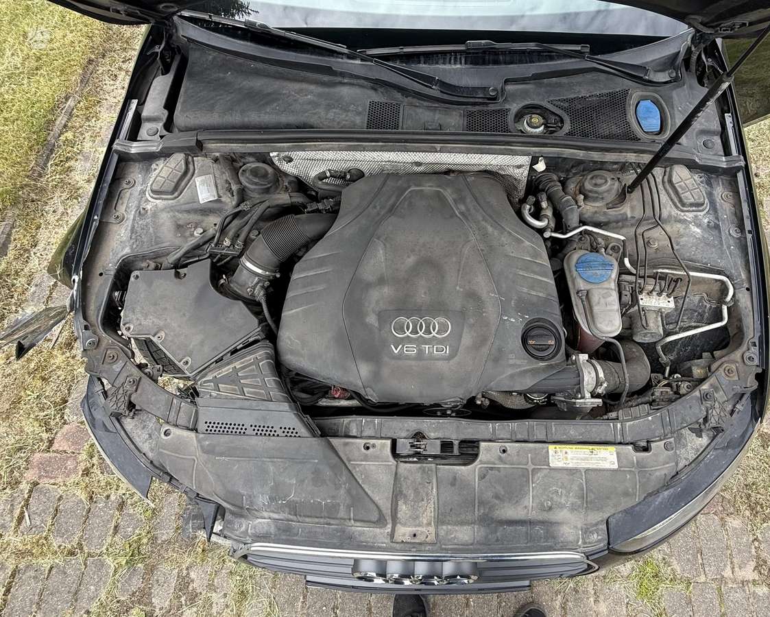 Audi A4, 3.0 l., Седан