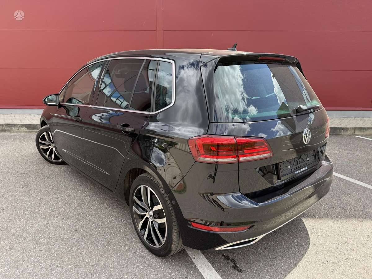 Volkswagen Golf Sportsvan - 3