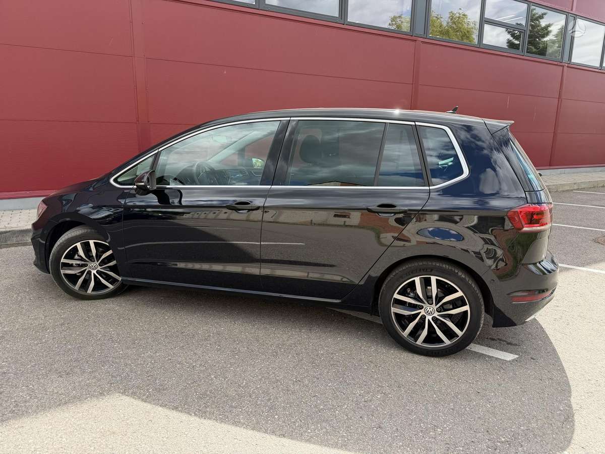 Volkswagen Golf Sportsvan - 5