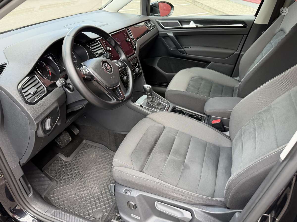 Volkswagen Golf Sportsvan - 10