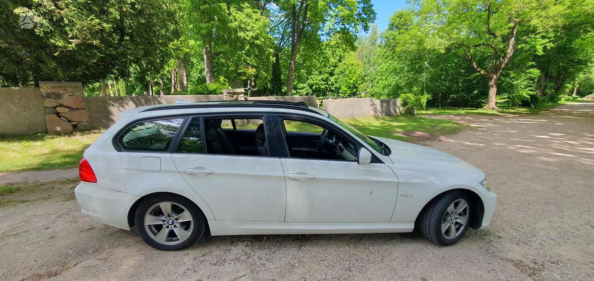 BMW 320, 2.0 l., wagon