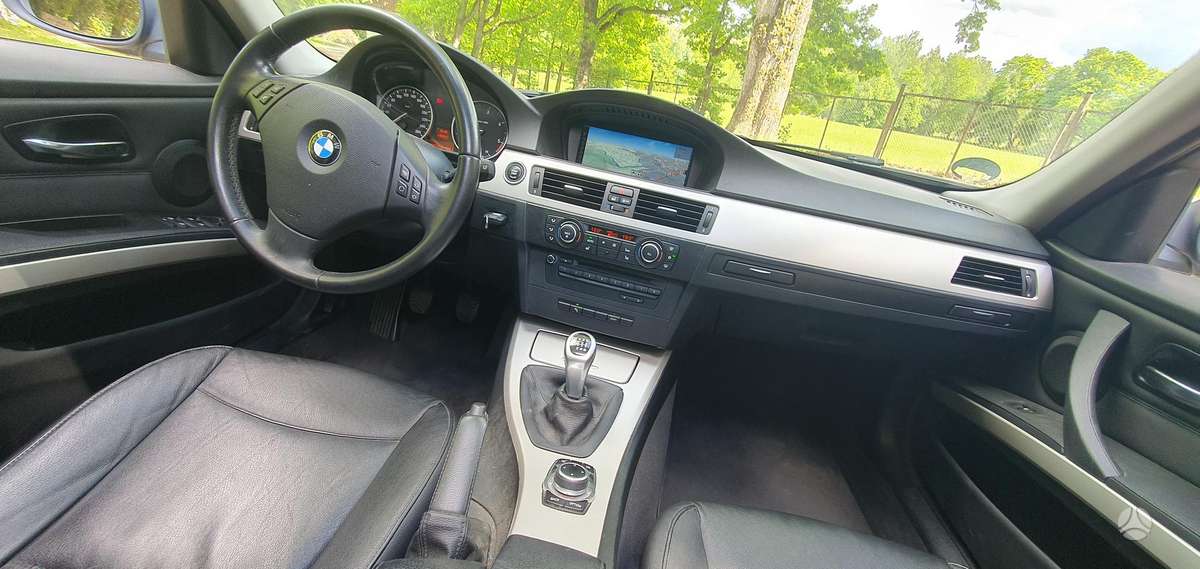 BMW 320, 2.0 l., wagon