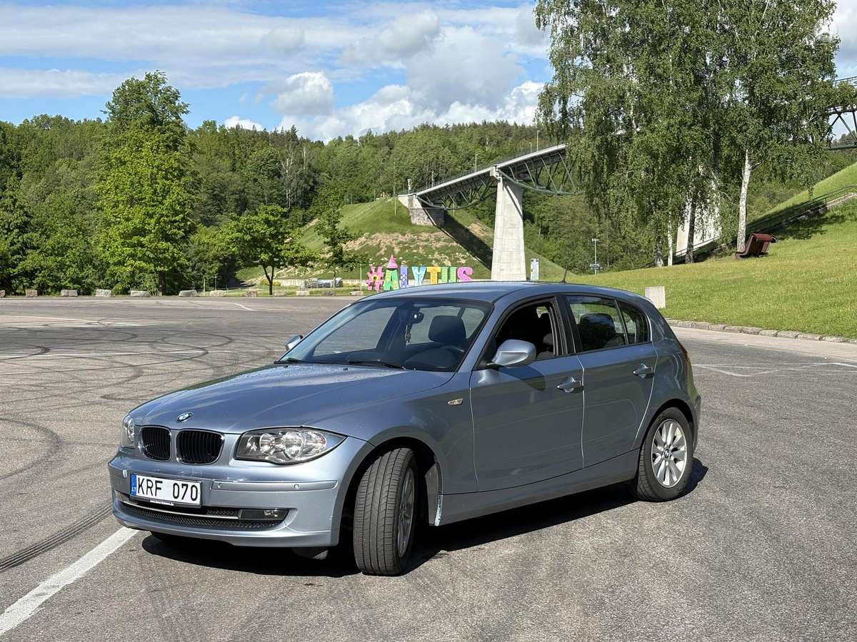 BMW 116, 2.0 l., Хэтчбек