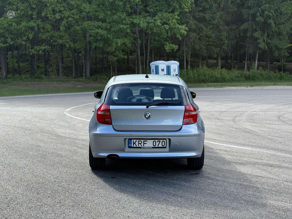 BMW 116, 2.0 l., hatchback