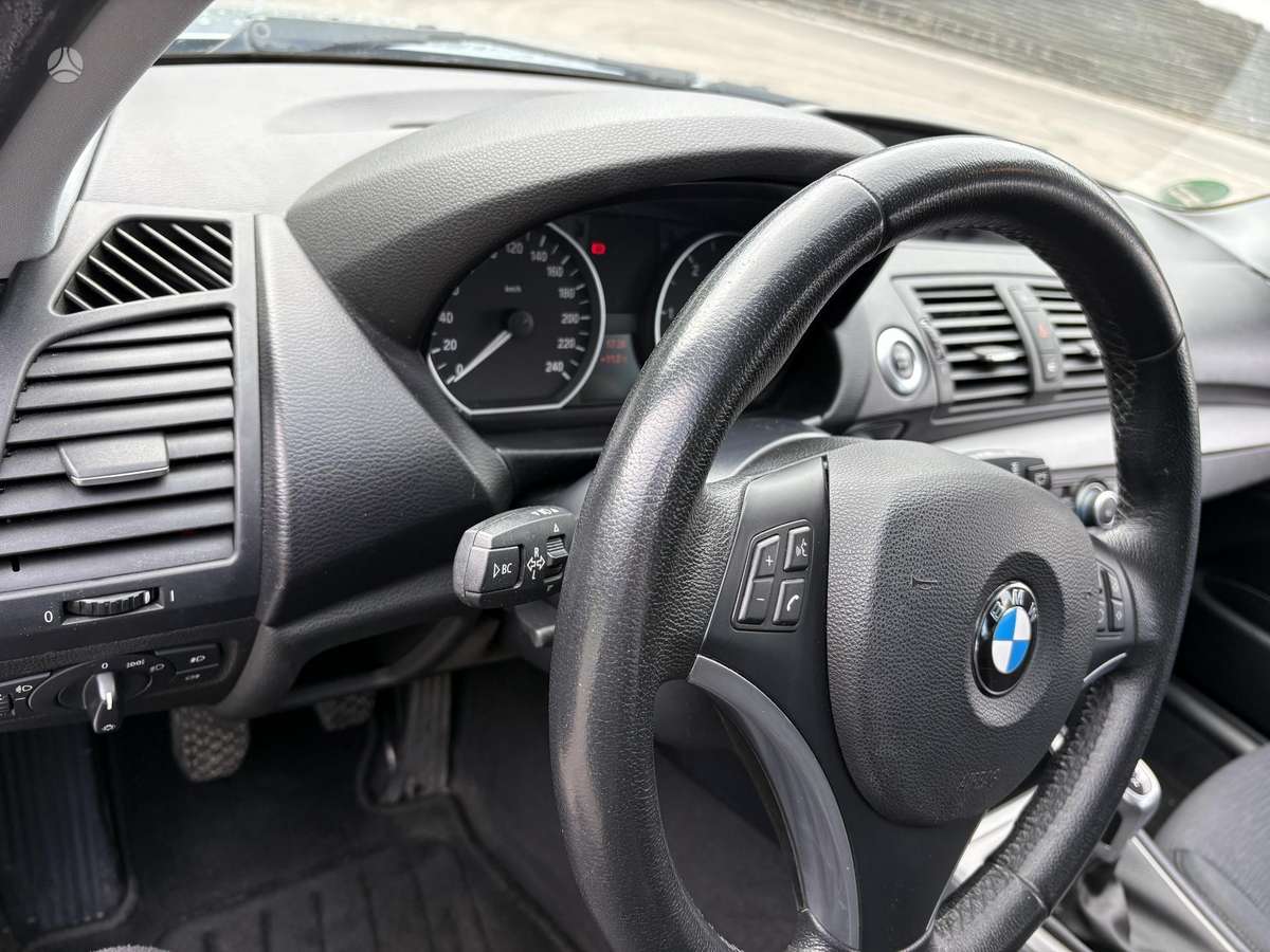 BMW 116, 2.0 l., Хэтчбек