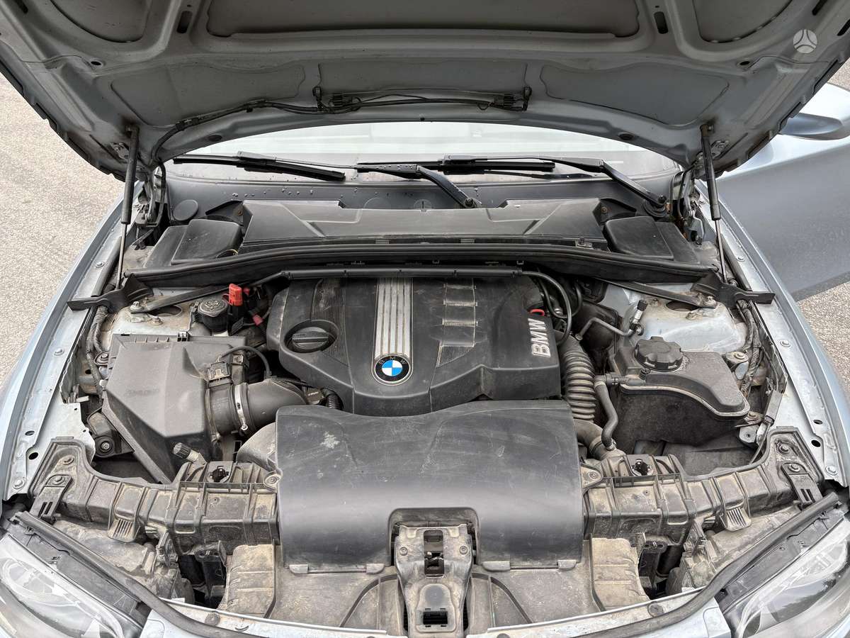 BMW 116, 2.0 l., Хэтчбек