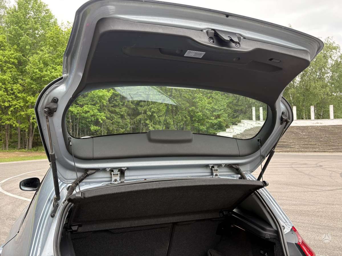 BMW 116, 2.0 l., Хэтчбек