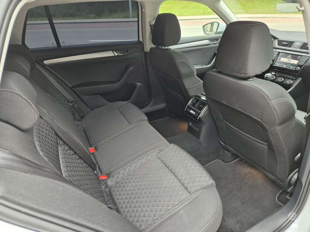 Skoda Superb, 1.8 l., Универсал