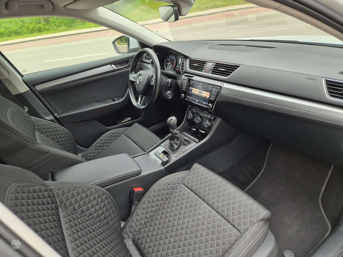 Skoda Superb, 1.8 l., Универсал