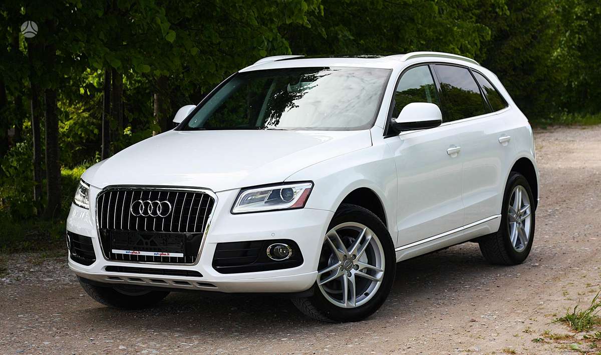 Audi Q5, 2.0 l., off-road / crossover