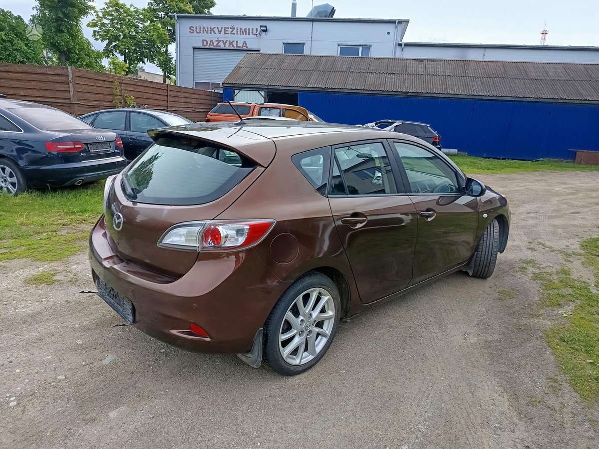 Mazda 3, 2.0 l., hatchback