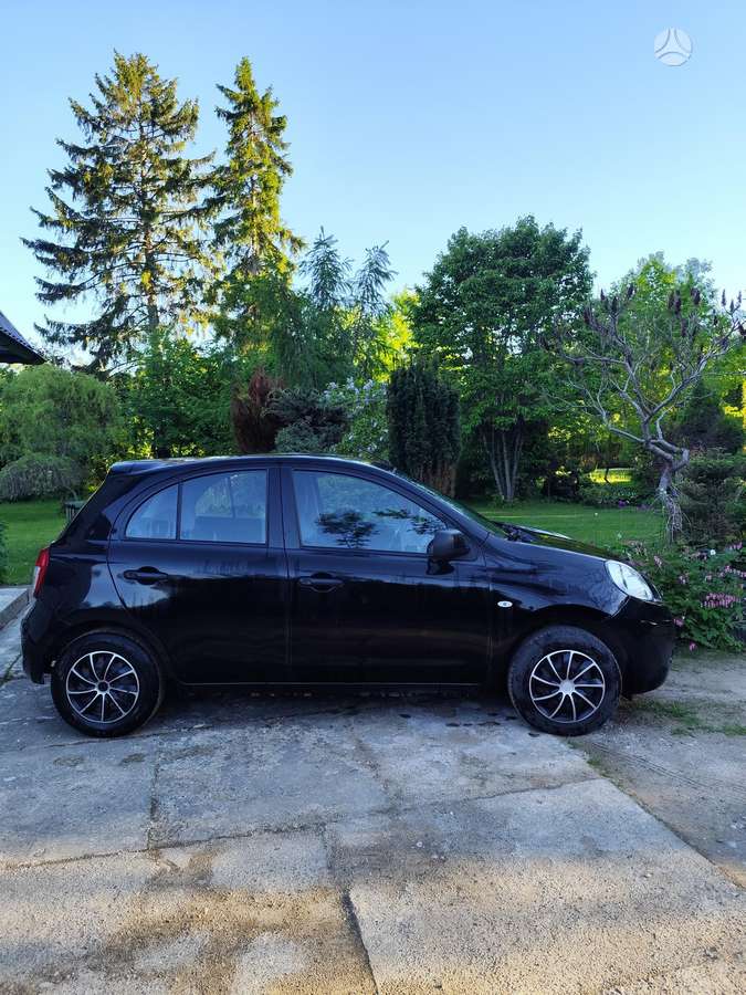 Nissan Micra, 1.2 l., hatchback